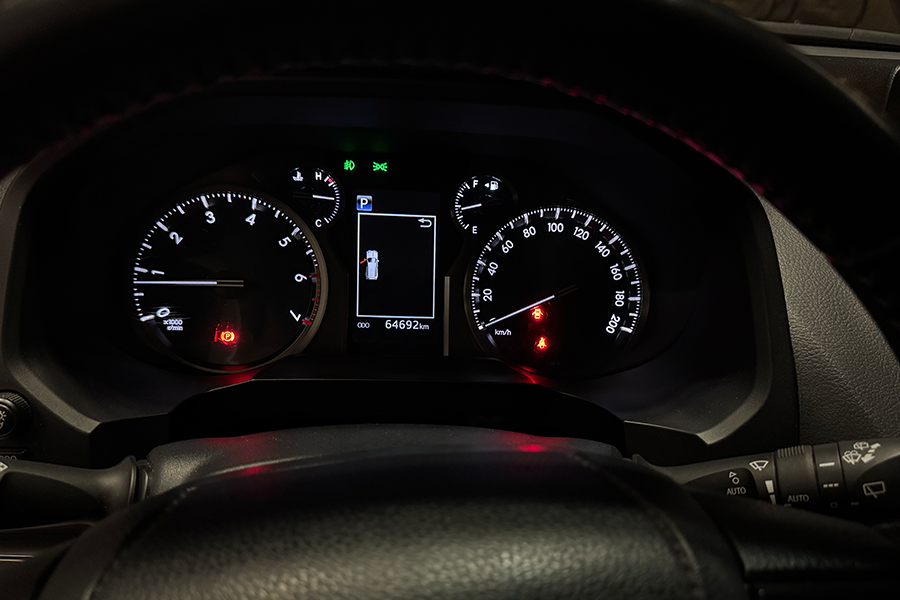 TOYOTA LAND CRUISER PRADO VX 